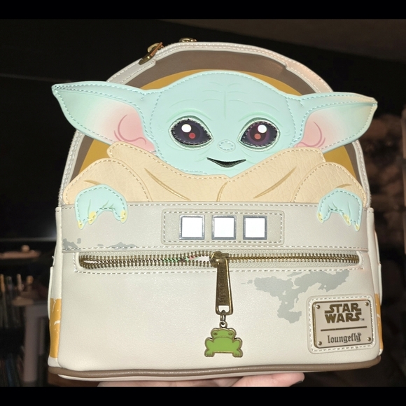 Loungefly | Bags | New Loungefly Star Wars Baby Yoda Mini Backpack ...